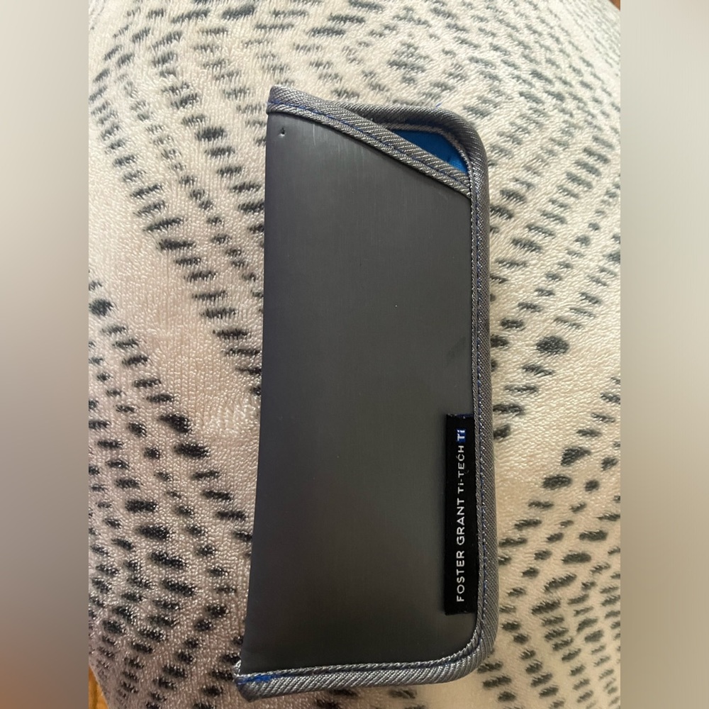FOSTER GRANT TI-TECH TI Case
